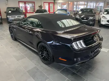 FORD Mustang GT Convertible 7J.Garantie Kamera Leder
