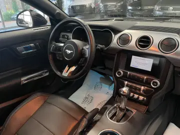 FORD Mustang GT Convertible 7J.Garantie Kamera Leder