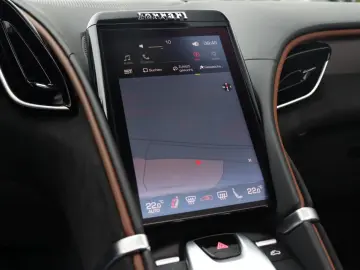 FERRARI Roma Spider  GRIGIO SCURO SITZBELÜFT JBL NACKENW