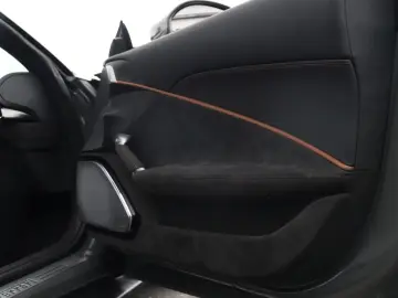 FERRARI Roma Spider  GRIGIO SCURO SITZBELÜFT JBL NACKENW