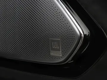 FERRARI Roma Spider  GRIGIO SCURO SITZBELÜFT JBL NACKENW