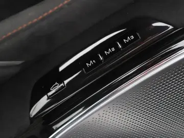 FERRARI Roma Spider  GRIGIO SCURO SITZBELÜFT JBL NACKENW