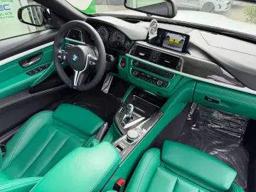 BMW M4 Cabrio DKG Competition FROZEN DRIVER`S HUD