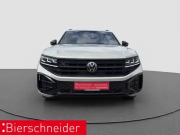 VW Touareg 3.0 TDI R-Line AHK PANO STAND HuD