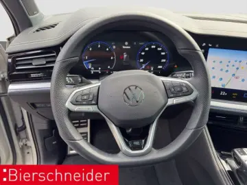 VW Touareg 3.0 TDI R-Line AHK PANO STAND HuD