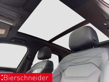 VW Touareg 3.0 TDI R-Line AHK PANO STAND HuD