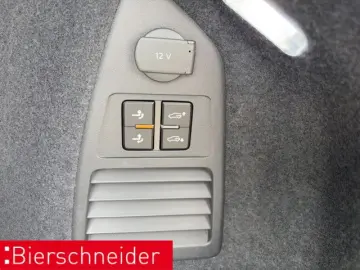 VW Touareg 3.0 TDI R-Line AHK PANO STAND HuD
