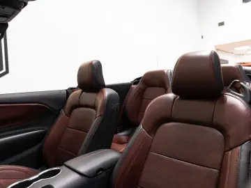 FORD 5.0 V8 GT PREMIUM LEATHER NAVI XENON TOP