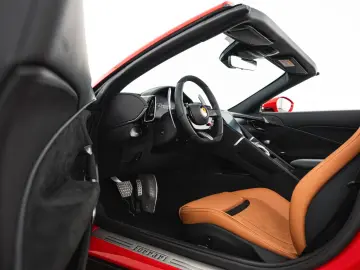 FERRARI Roma 3.9 T V8 Spider DCT