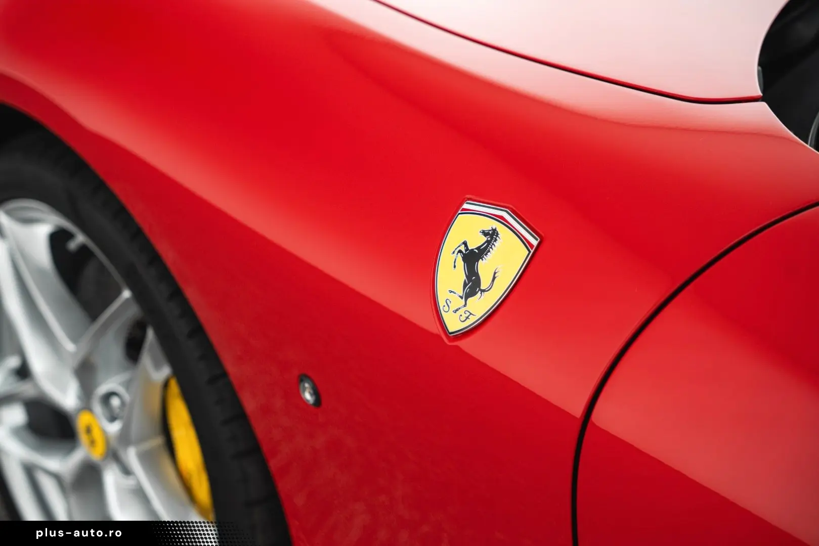 FERRARI Roma 3.9 T V8 Spider DCT