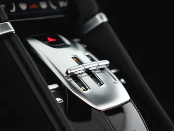 FERRARI Roma 3.9 T V8 Spider DCT
