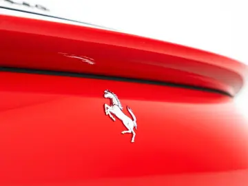 FERRARI Roma 3.9 T V8 Spider DCT
