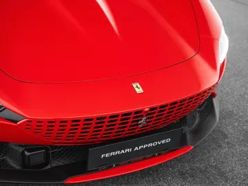 FERRARI Roma 3.9 T V8 Spider DCT