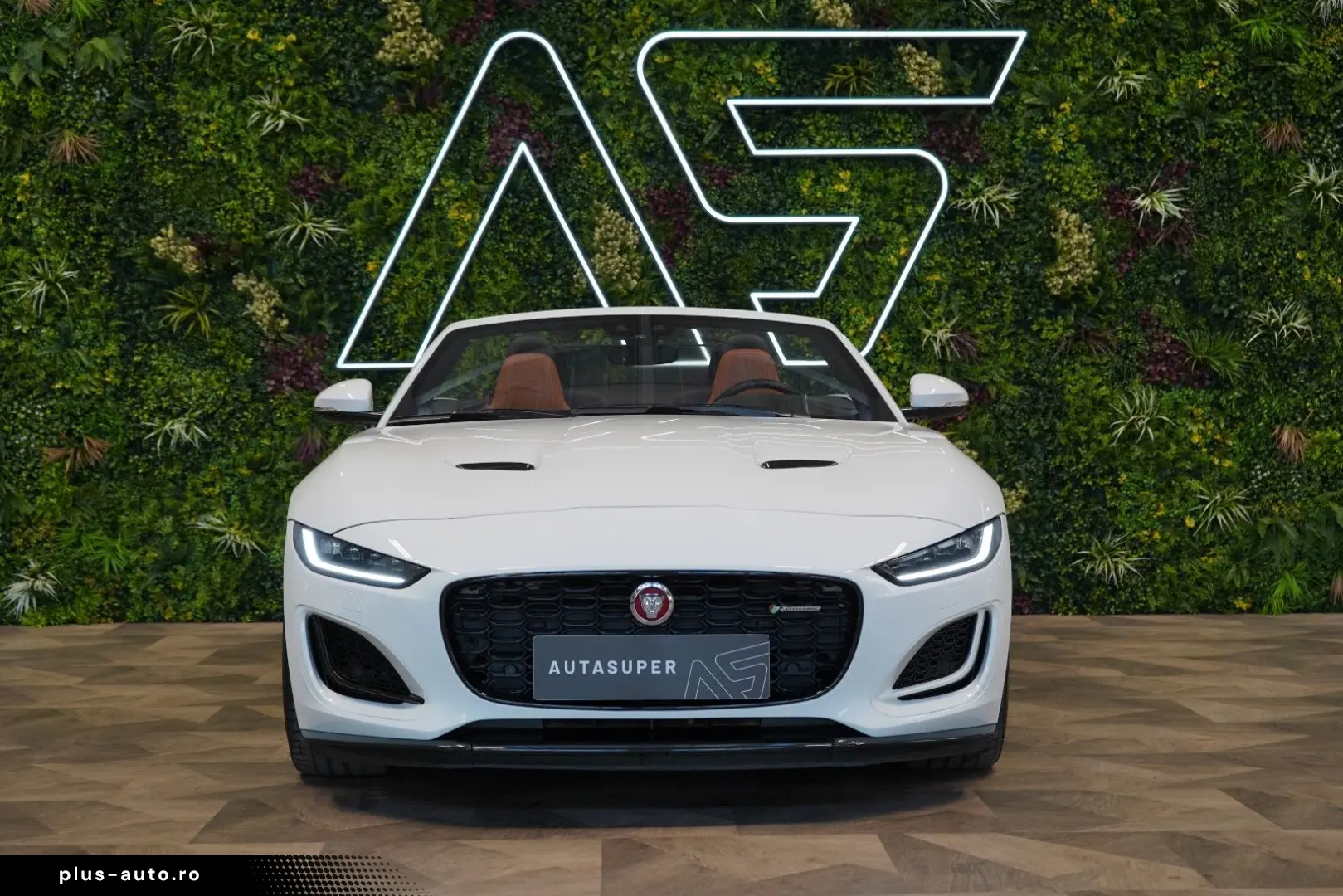 JAGUAR F-Type P450 CONVERTIBLE R-DYNAMIC 56.612€ NETTO