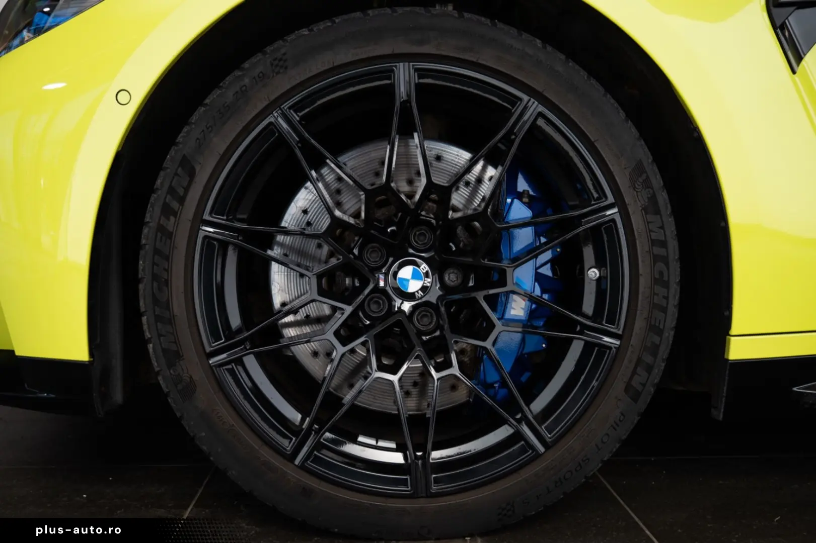 BMW M4 Cabrio xDrive Competition Carbon 360