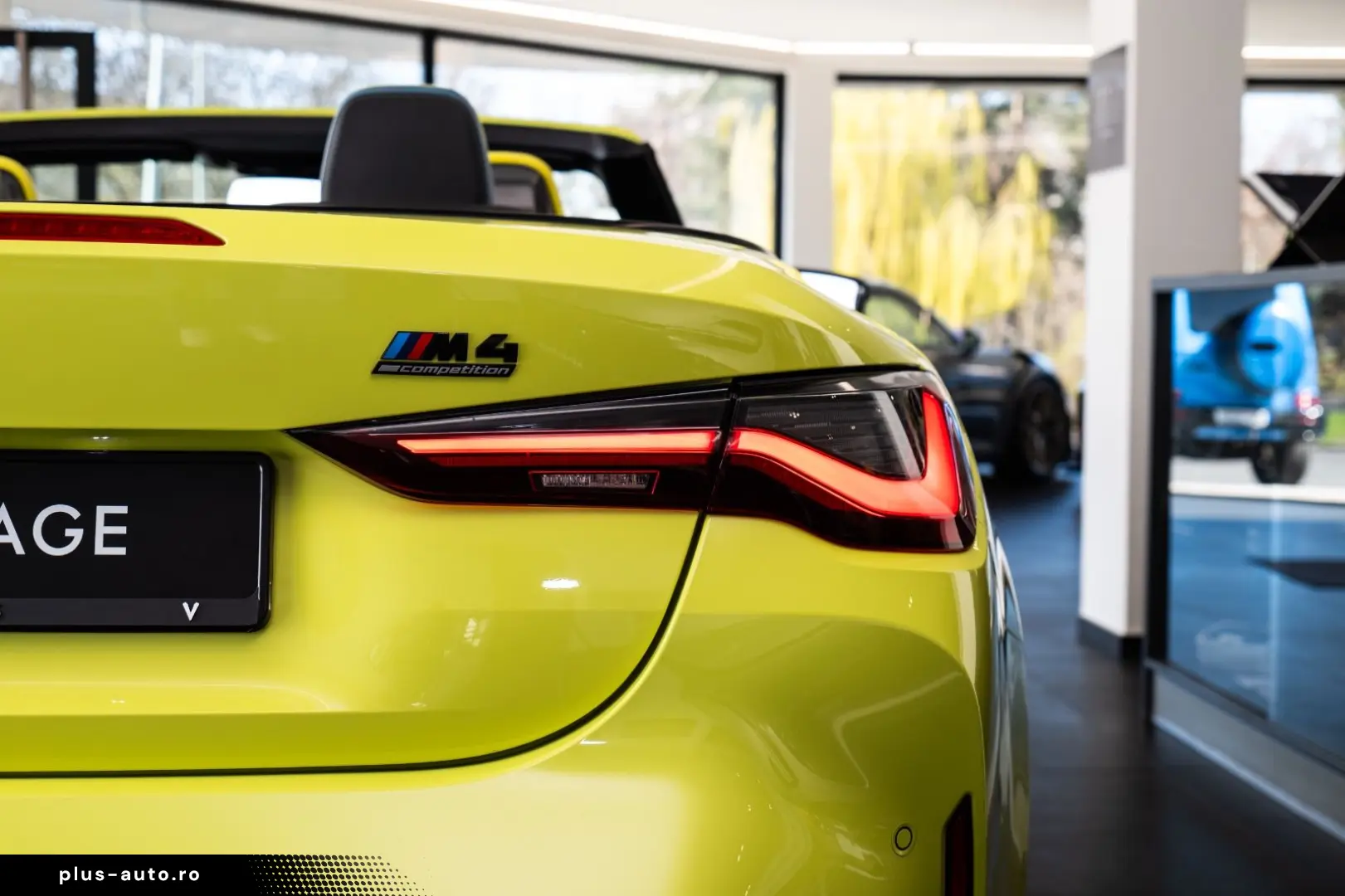 BMW M4 Cabrio xDrive Competition Carbon 360
