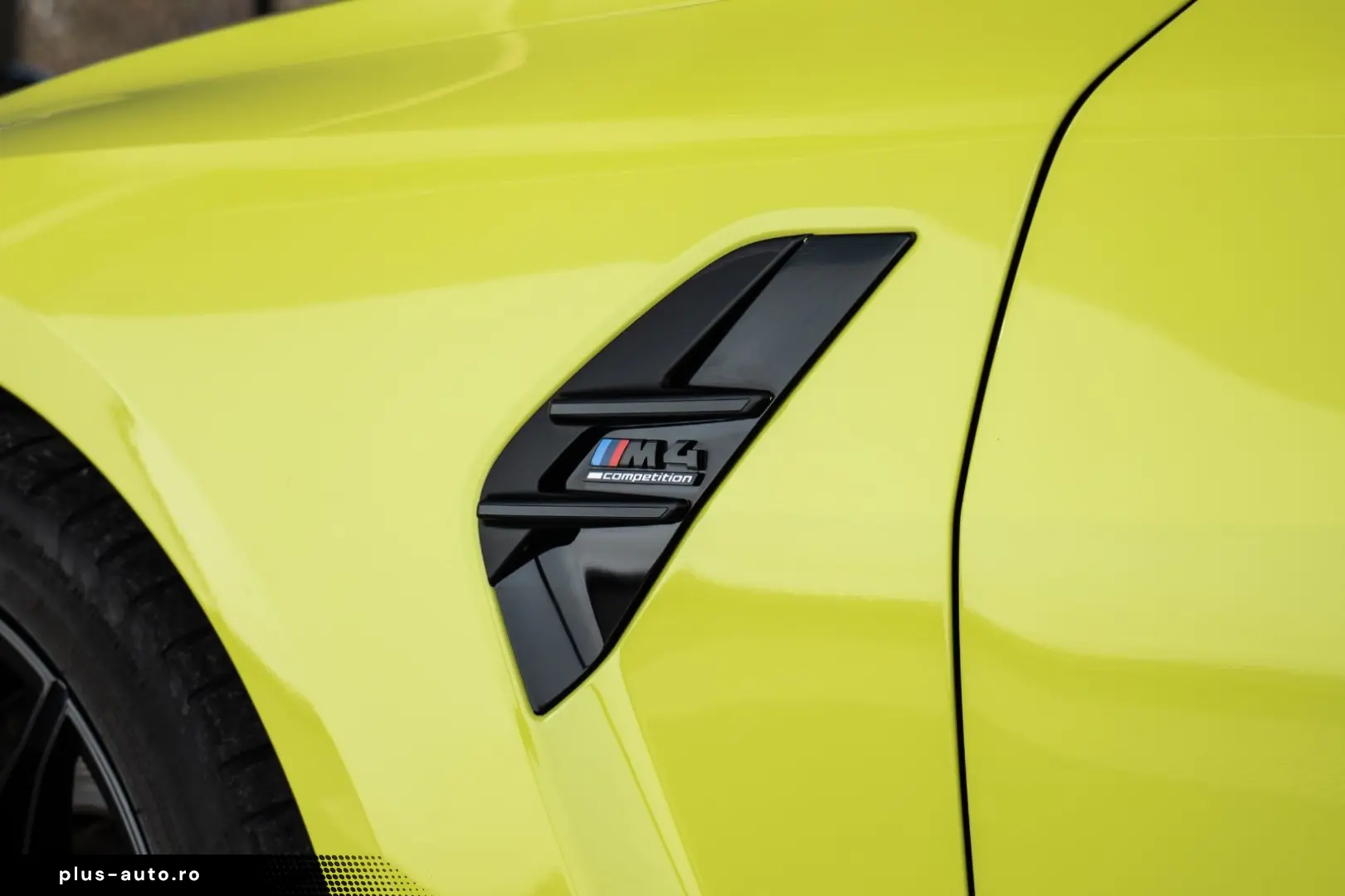 BMW M4 Cabrio xDrive Competition Carbon 360