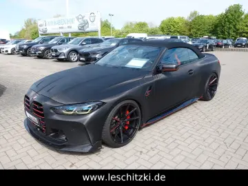 BMW M4 Cabrio xDrive Competition Foliert