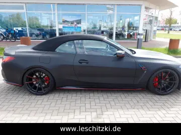 BMW M4 Cabrio xDrive Competition Foliert