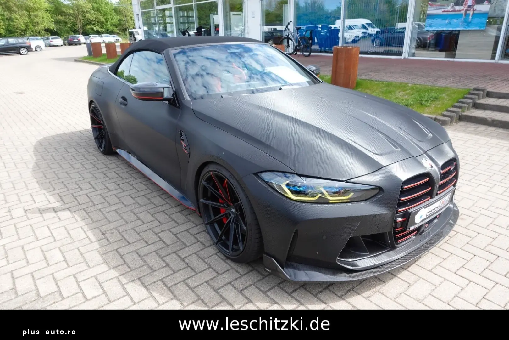 BMW M4 Cabrio xDrive Competition Foliert