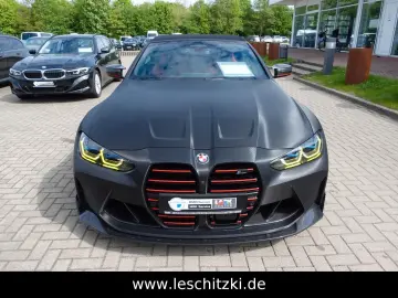 BMW M4 Cabrio xDrive Competition Foliert