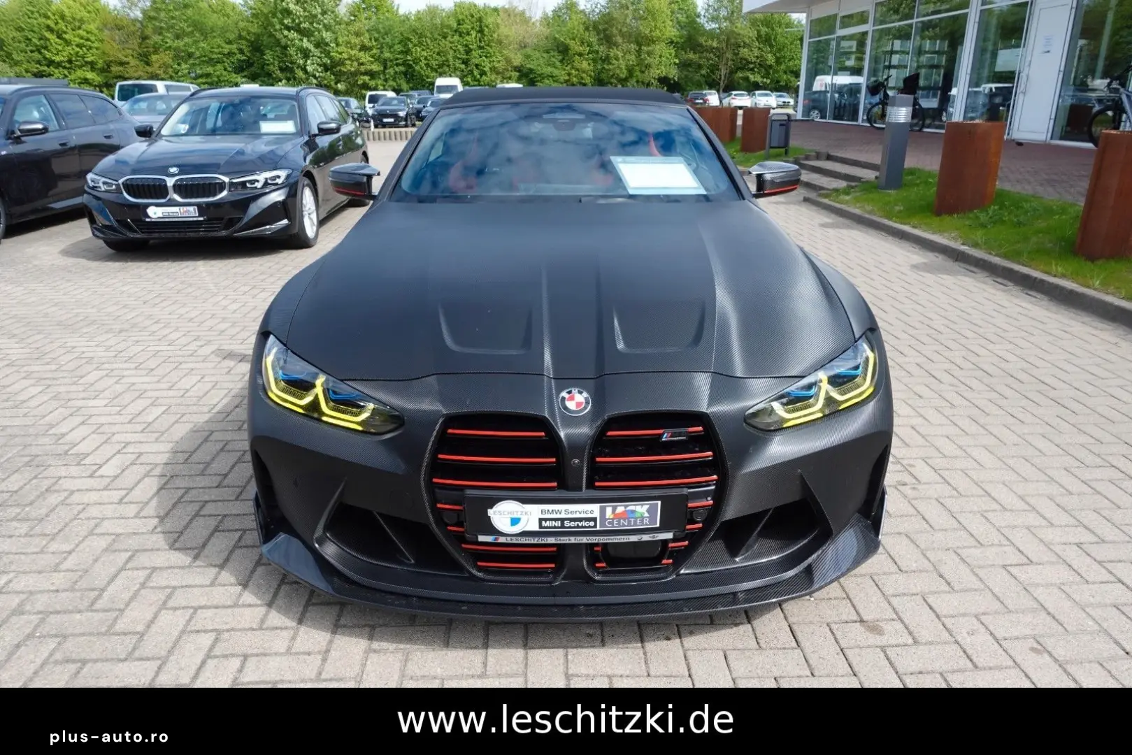 BMW M4 Cabrio xDrive Competition Foliert