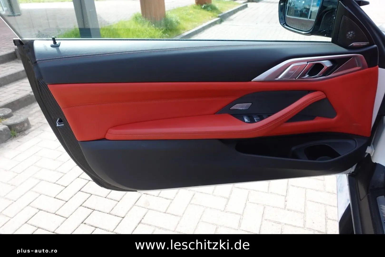 BMW M4 Cabrio xDrive Competition Foliert