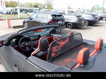 BMW M4 Cabrio xDrive Competition Foliert