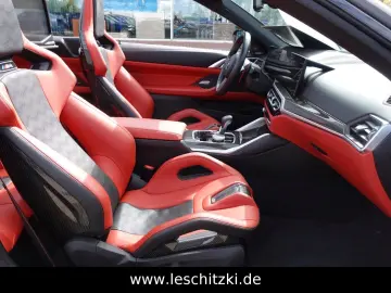 BMW M4 Cabrio xDrive Competition Foliert
