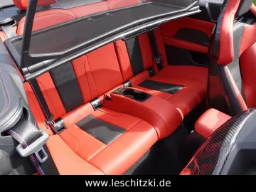 BMW M4 Cabrio xDrive Competition Foliert
