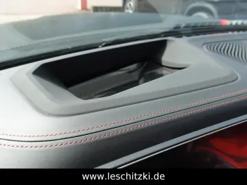 BMW M4 Cabrio xDrive Competition Foliert