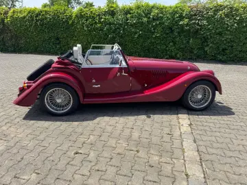 MORGAN Plus 4 - Automatik EZ 2025