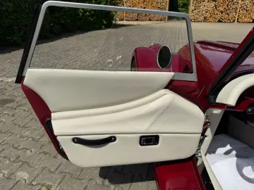 MORGAN Plus 4 - Automatik EZ 2025