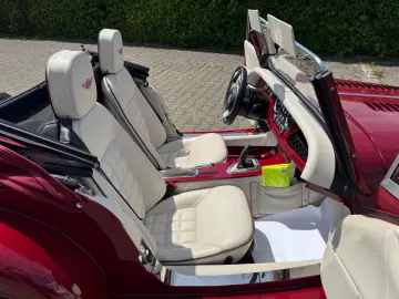 MORGAN Plus 4 - Automatik EZ 2025