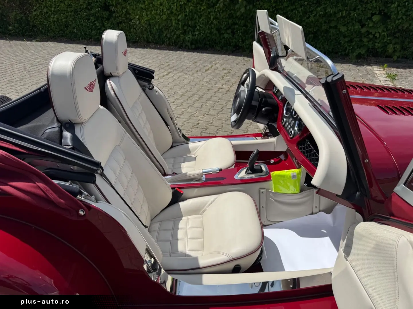 MORGAN Plus 4 - Automatik EZ 2025