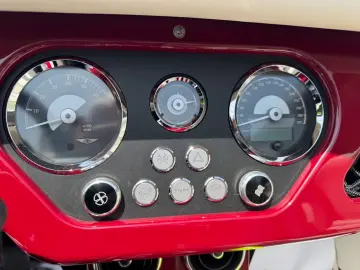 MORGAN Plus 4 - Automatik EZ 2025