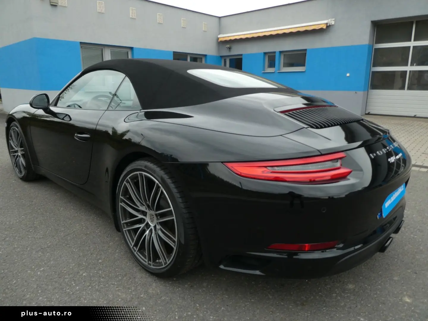 PORSCHE 911 Carrera Cabriolet