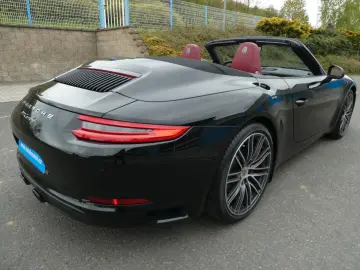 PORSCHE 911 Carrera Cabriolet