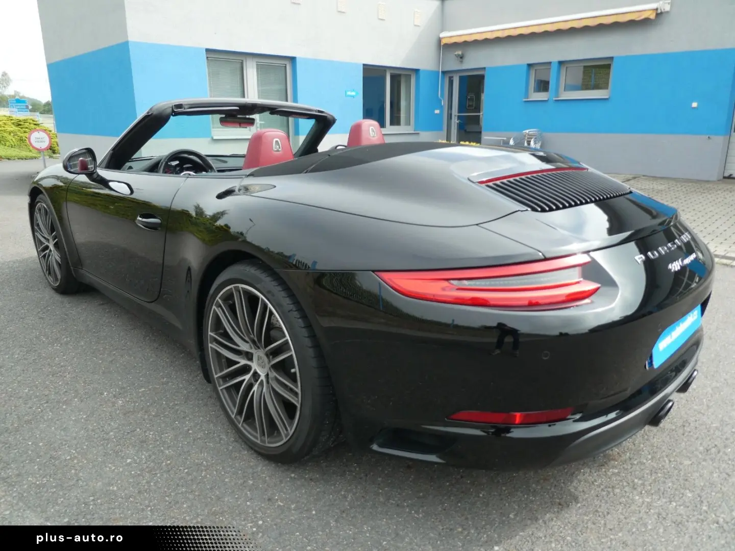 PORSCHE 911 Carrera Cabriolet