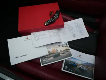 PORSCHE 911 Carrera Cabriolet