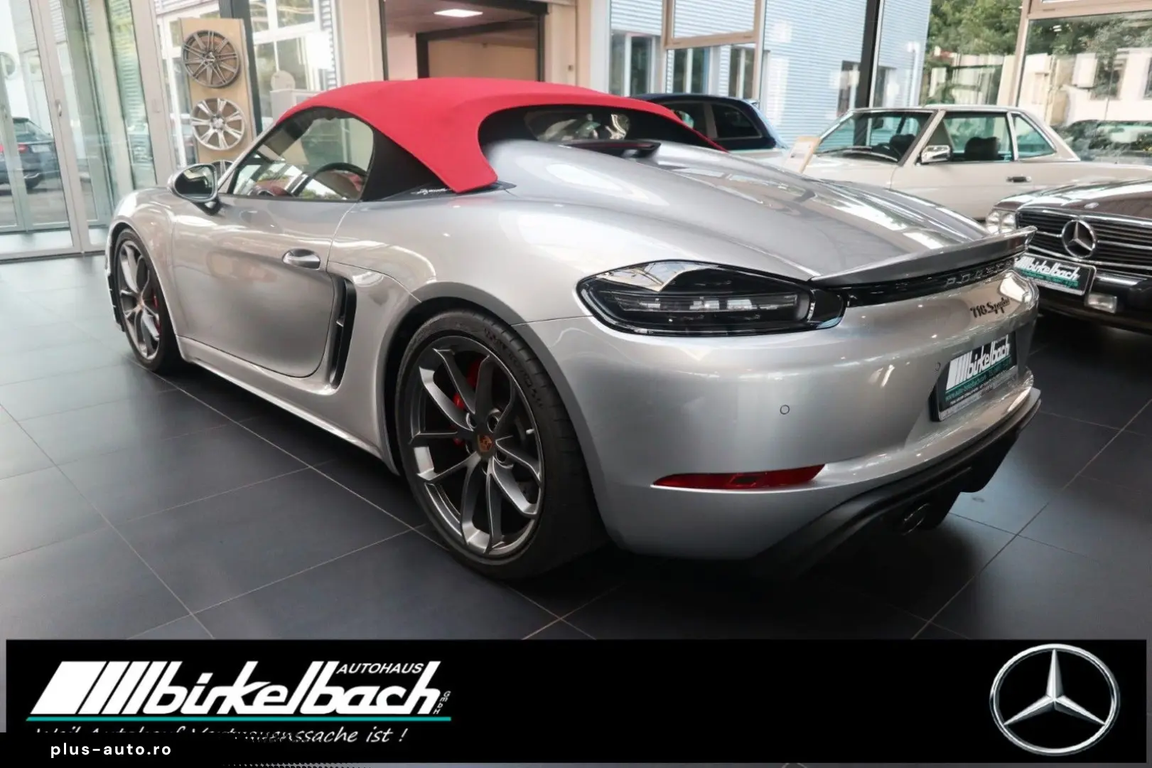 PORSCHE 718 Boxster Spyder GT silber Bose 3500KM 1.Hd