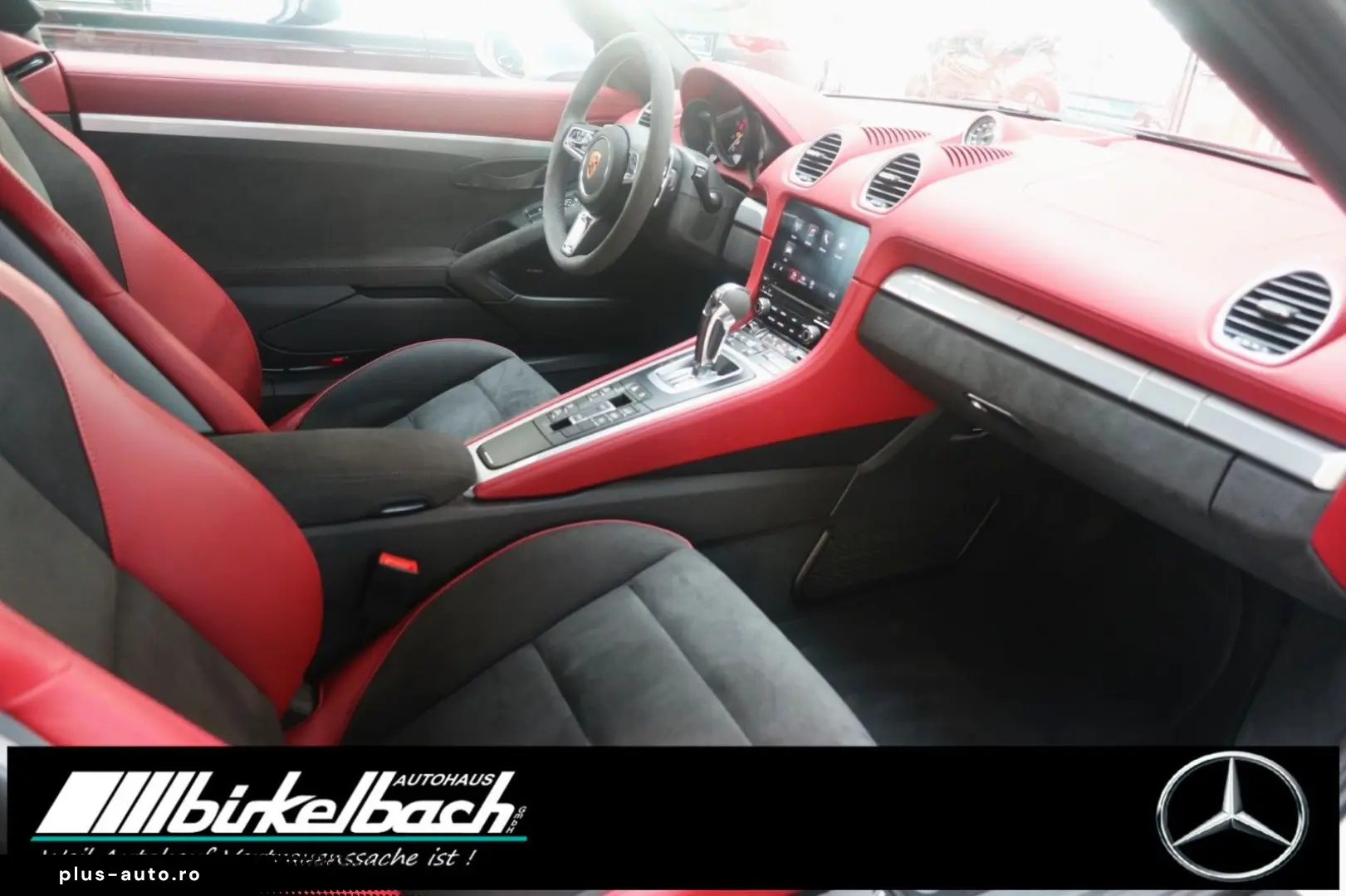PORSCHE 718 Boxster Spyder GT silber Bose 3500KM 1.Hd