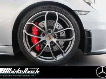 PORSCHE 718 Boxster Spyder GT silber Bose 3500KM 1.Hd