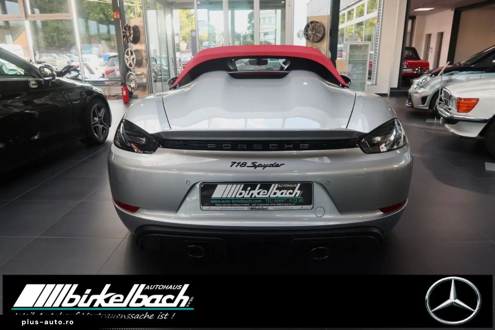 PORSCHE 718 Boxster Spyder GT silber Bose 3500KM 1.Hd