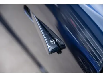 LEXUS LC 500 Cabrio Bespoke Build Touring-Paket adapt.