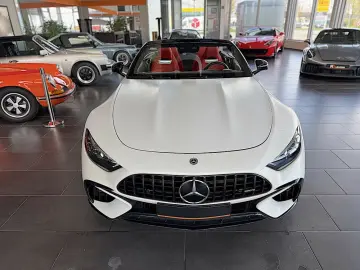 MERCEDES-BENZ SL 63 AMG Dynamic Plus