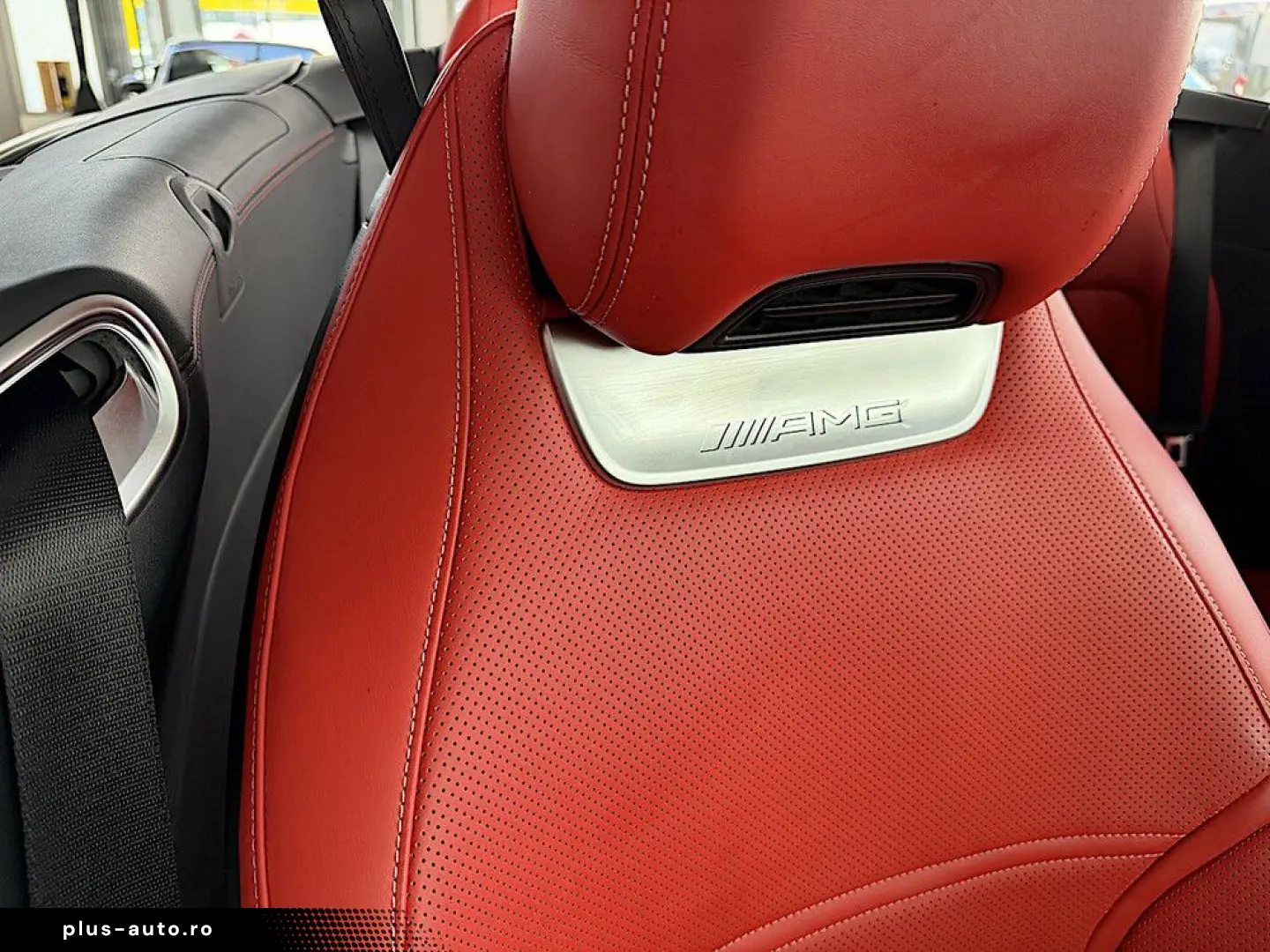 MERCEDES-BENZ SL 63 AMG Dynamic Plus
