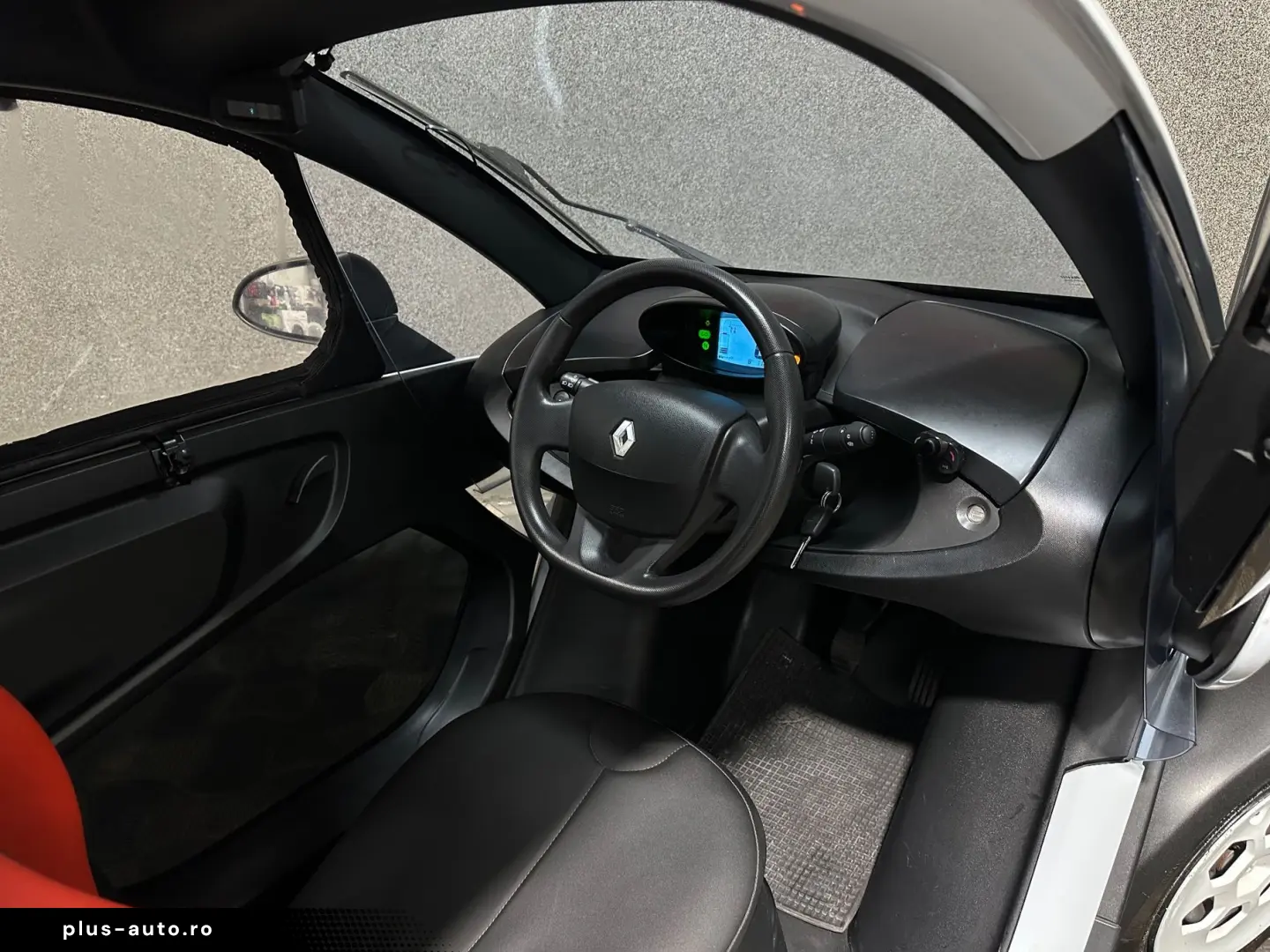 Renault Twizy 2014 •Se poate conduce de la 16Ani•