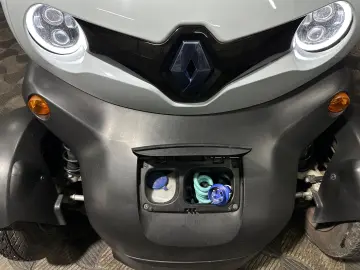 Renault Twizy 2014 •Se poate conduce de la 16Ani•