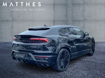 LAMBORGHINI URUS SE Dark-Package Pano B&O-Sound